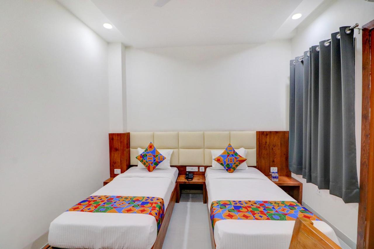 Fabexpress The Regalia Inn Lucknow Bagian luar foto