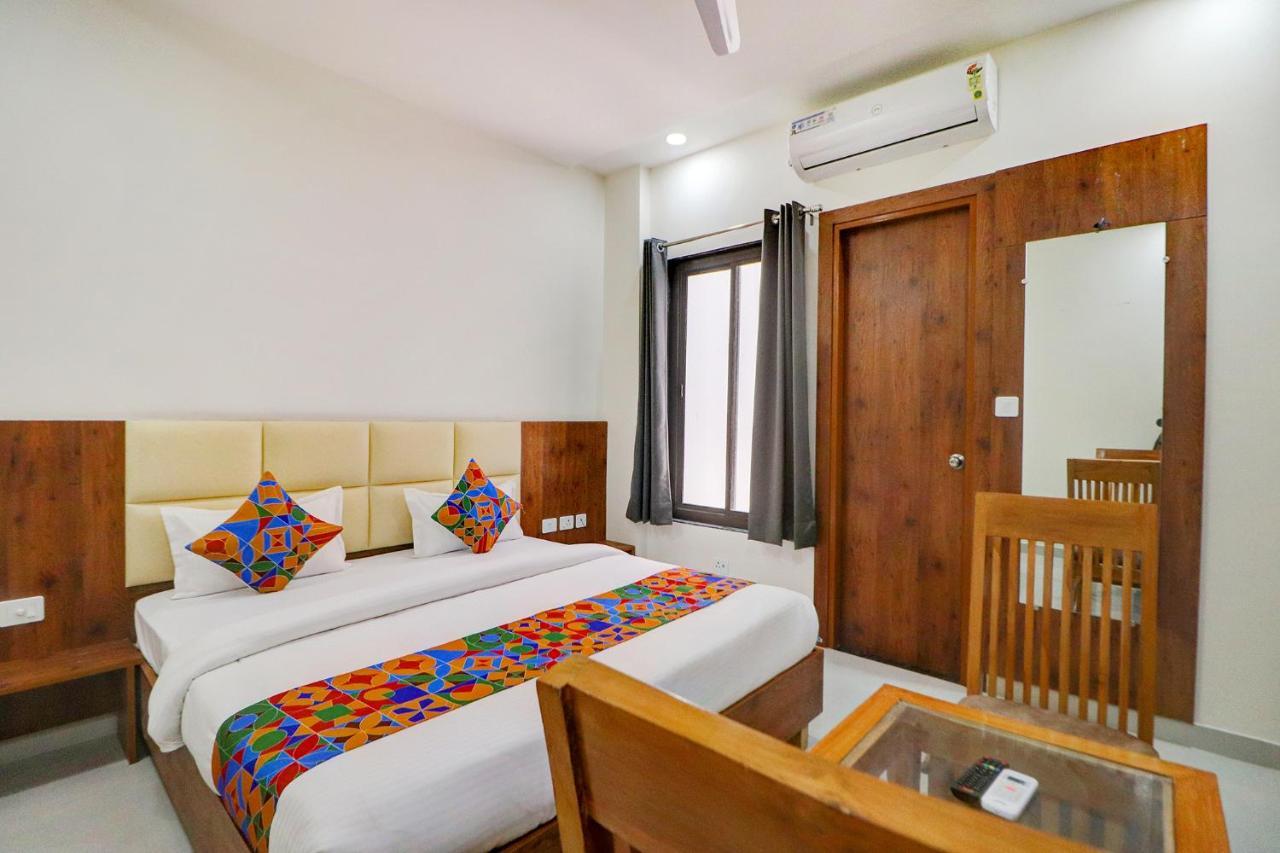 Fabexpress The Regalia Inn Lucknow Bagian luar foto